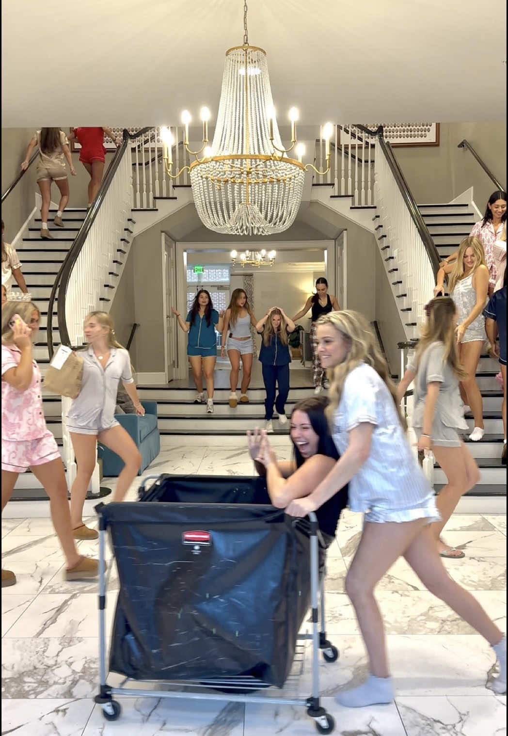 ‘twas the night before camp zeta…   #ZTAUF #sorority #recruitment #universityofflorida #gogreek 