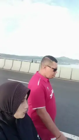 Olah Raga Minggu Pagi di JMP Ambon.  #fyp #fypシ #fypシ゚viral #ambon #maluku #maluku_ambon #ambontiktok #indonesia 