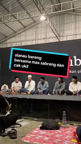 Ruang Rindu. dimana kita rindu akan hal indah yang dulu pernah kita rasakan atau bahkan hanya terbesit dalam benak tapi indah untuk kita impikan :) bersama mas @Sabrang MDP Official dan cak @Ukil Kentroenk  #ruangrindu #sabrangmowodamarpanuluh #sabrang #caknun #maiyah #pb #padhangmbulan #cakukil 