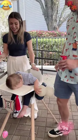 Baby’s birthday 🎉😂😂#baby #tiktok #funny #cute #foryou #hahaha #birthday 