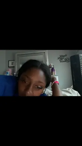 she is sooooo dramatic i can’t stop laughing at this 😭😭😭. #mom #fyp #fypシ #fypシ゚viral #lol #xyzbca #prank 