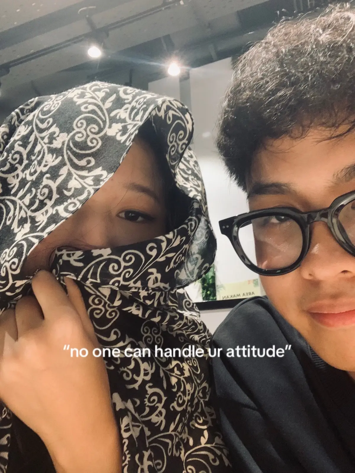 si imut kl lagi marah serem bangettt  