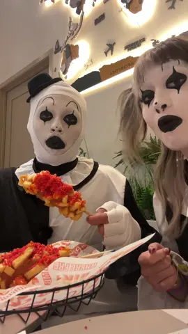 No thoughts just Korean corn dogs  - @Houston Horror Film Fest  #arttheclown #terrifier #littlepalegirl #clown #clowns #food #koreancorndog #trend #trending #couples #foryoupage #foryou #viral #Foodie 