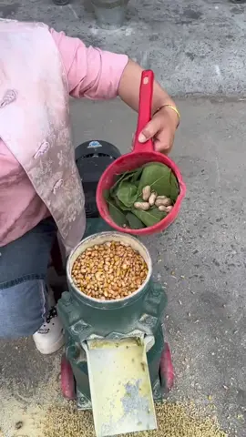 If you would like a quote, please contact me via WA #pelletmachine #pelletmaker #pelletmachinefactory #pellet	 	 #feedpellet#feedgranulator #forage#cowfeeding#sheepfeed #grassmill#grasscutter#foragebaler