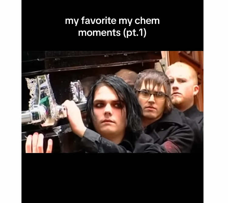 the 2nd clip is my favorite video ever #raytoro #gerardway #mychem #mychemicalromance #mcr #frankiero #mcredit #fyp #emo #mcrmoments #funnymoments #mychemedit #mcrclips 