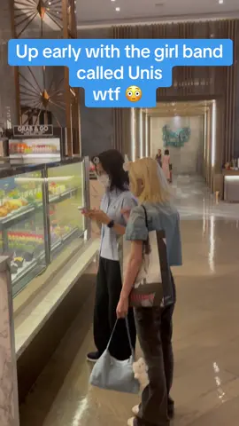 Up early with the girls #unis #britishhumour #singlelife #philippines🇵🇭tiktok #tiktokkorea #tiktokjapanese #koreanmusic #girlband #coffeetiktok #lovinglife #kpopgirlgroups #curlers #