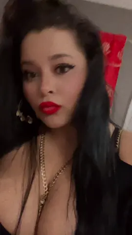 Más cabrona Que Bonita