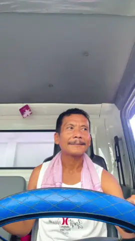 Di raba2 ya berdiri 