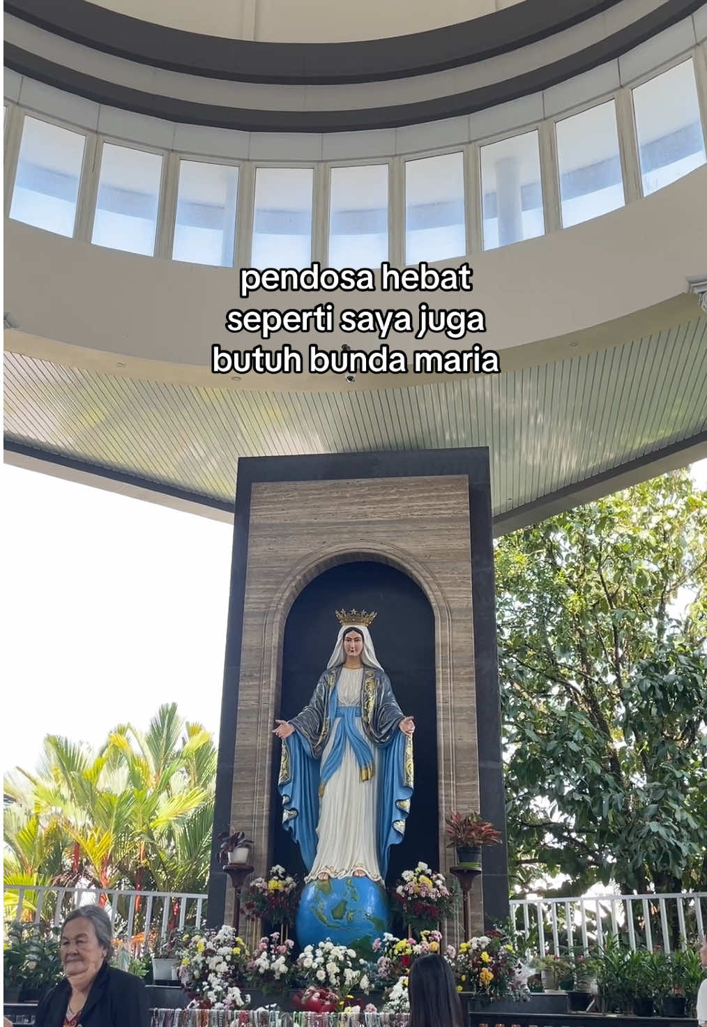#tuhanyesus #bundamaria #tuhanyesusmemberkati #bundamariadoakanlahkami #tuhanyesusbaik #gerejakatolik #gerejakatedral 