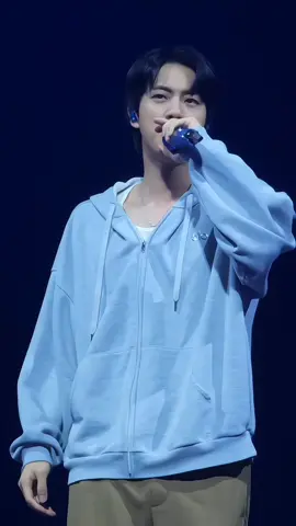 Day 1 Amsterdam 💜 #seokjin #soundcheck #jin #runseokjin_eptour 