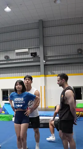 櫻桃 warmup fullup➡️full around➡️high full #cheer #cheerleading #cheerleaders @skill #fancheer #cheerathletics #cheerup #競技啦啦隊     