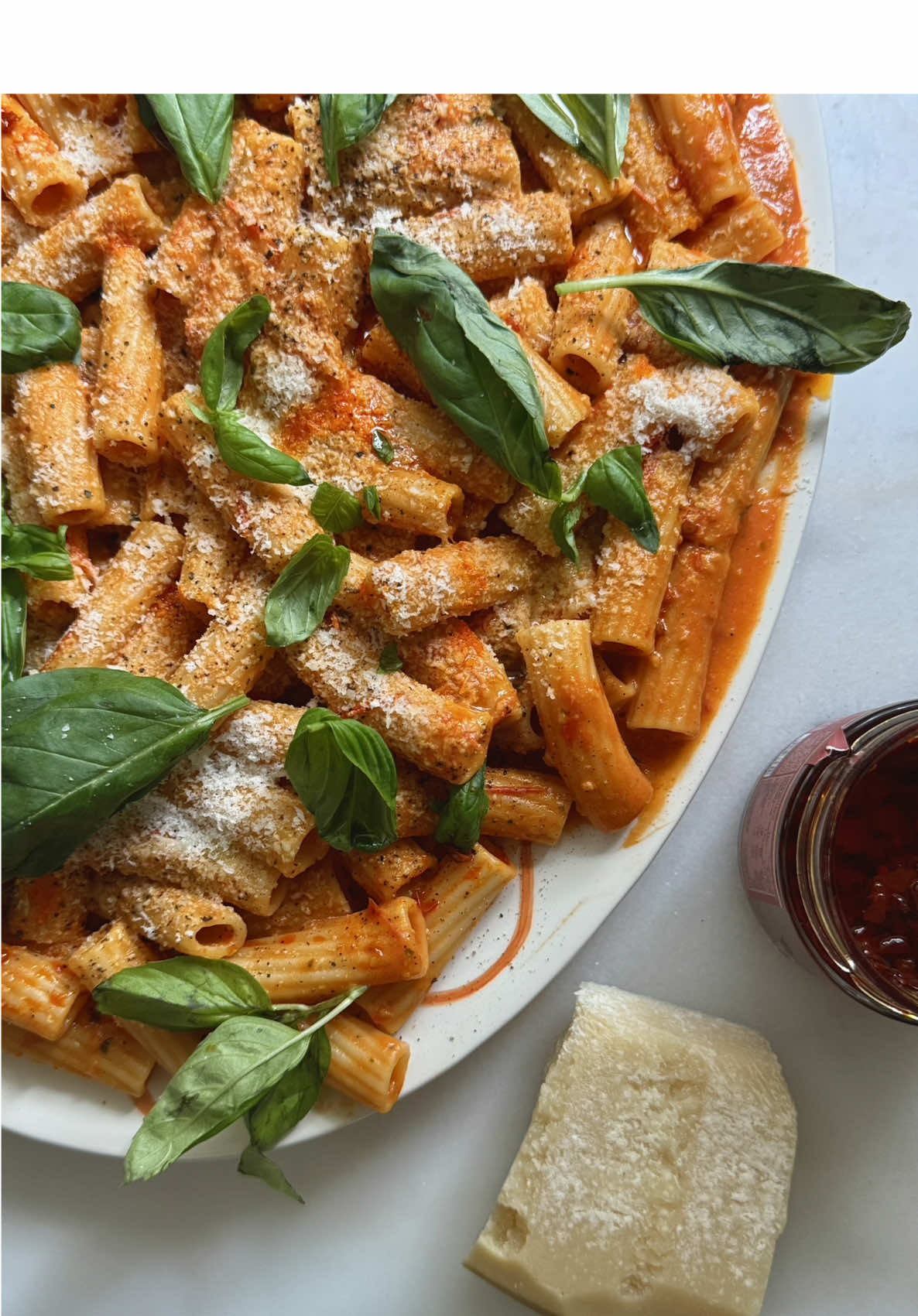 Cherry Tomato Pasta 🍅🍝 favorite way to use up my garden cherry tomatoes. The tomatoes are cooked slow - they get super sweet and jammy.  Also, I always bring back a jar of @bateelgourmet chili pepper from Dubai, it’s the BEST! Drizzle of the chili oil at the end is 😙🤌🏼 Recipe: https://figandoliveplatter.com/how-to-make-spaghetti-arrabbiata/