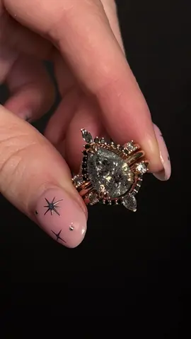 Are you a maximalist or minimalist? This ring set has us switching sides for sure 🖤✨ #alternativeengagementring #uniqueengagementring #customjewelry #uniquejewelry #maximaliststyle #engagmentring