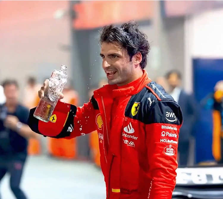 #SAINZ | We loooove Carlos Sainz 🔥 Inspo idea: @Tigist ⁵⁵  #carlossainz #carlossainzjr #f1 #formula1 #fyp #rally #carlossainzsr #fatherson #Motorsport 