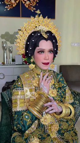 Masyallah makeup akad Firda 🥰 #bajubugis #bugiswedding 