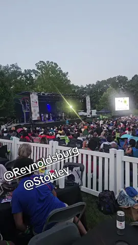 @Stokley at the @Reynoldsburg 💜🌟🕊 Tomato 🍅 Festival 
