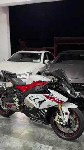 New Beast! 🦈❤️‍🔥 Bmw S1000rr 2018! #bmws1000rr #s1000rr2018 #newbeast #bmwmotorsport #bmw520d #bmw740le #viral 