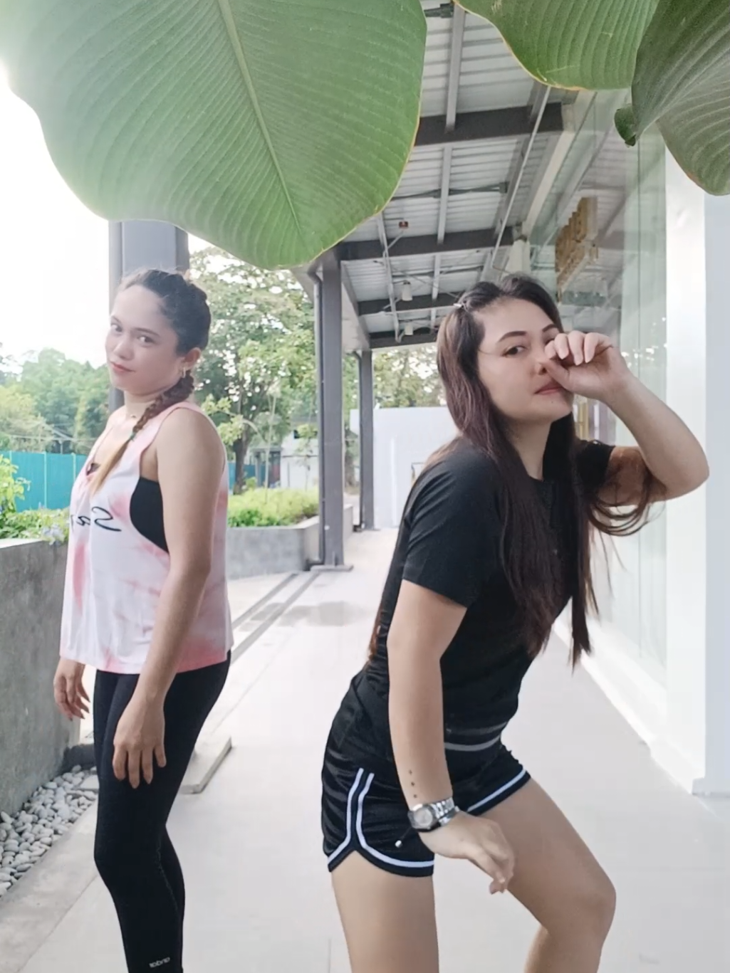 Na ulaw naman ni oyy pamugas ni HAHA