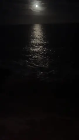 connected by light… #dexter #dextermorgan #fyp #foryou #moon 