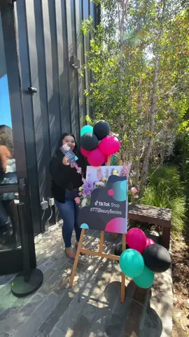 Come with me to the TikTok Shop BeautyBesties Event in LA.💋💕   @yoofinds @TikTok Shop 🇺🇸  @Point of View Beauty @SACHEU Beauty US @ColourPop Cosmetics @mixsoon_official @missha.official    #tiktokshop #tiktokshopbeautybestie #ttsbeautybesties #laevents #losangelesevents #beautycreations #colourpop #pov #pointofview #missha #beauty #makeup #skincare #mixsoon #keepposting #postyourcontent #fyp #trending #beautybestie #losangelesinfluencer #lacreator #lillylinares #beautycontentcreator #makeupcontentcreator #skincarecontentcreator #latina #latinacontentcreator #sacheubeauty #tiktokcreator #tiktokshopcreator 