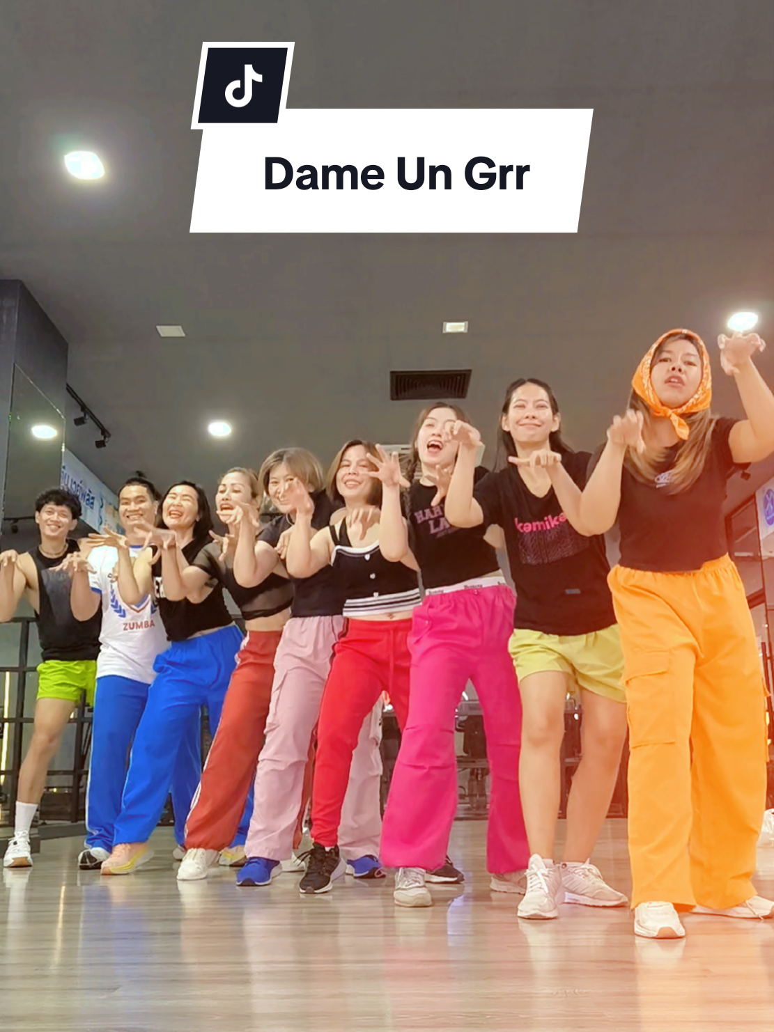 #dameungrr #fantomel #katelinn #dancechallenge #trending #viral #fyp #dance #tiktokhits #tiktokvideo #เทรนด์วันนี้ #กระแสมาแรง #ตามกระแส #เต้น #ง่ายๆ #สนุกสนาน #funwithfriends #buddies #justforfun #เพลงฮิตtiktok #เพลงใหม่มาแรง #ติดกระแส @korooikoi @กินเก่งแต่ไม่มีตังซื้อ @Prapan Siwabun @fitwithtoto @nattamonratchawat 