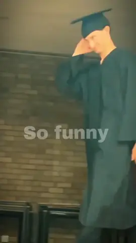 So funny . #viral #sofunny #fyp #foryou #funnytiktok 