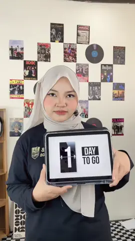 Jangan lupa hari isnin jam 8 malam #djeans #88 #4u 