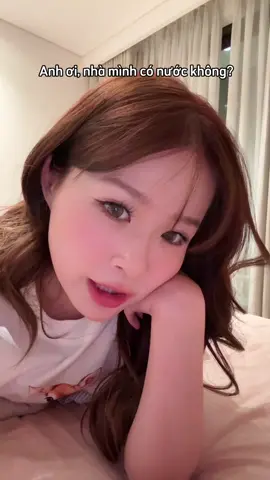 Anh lấy nước cho em ❌ Nhà mình có nước không? ✅