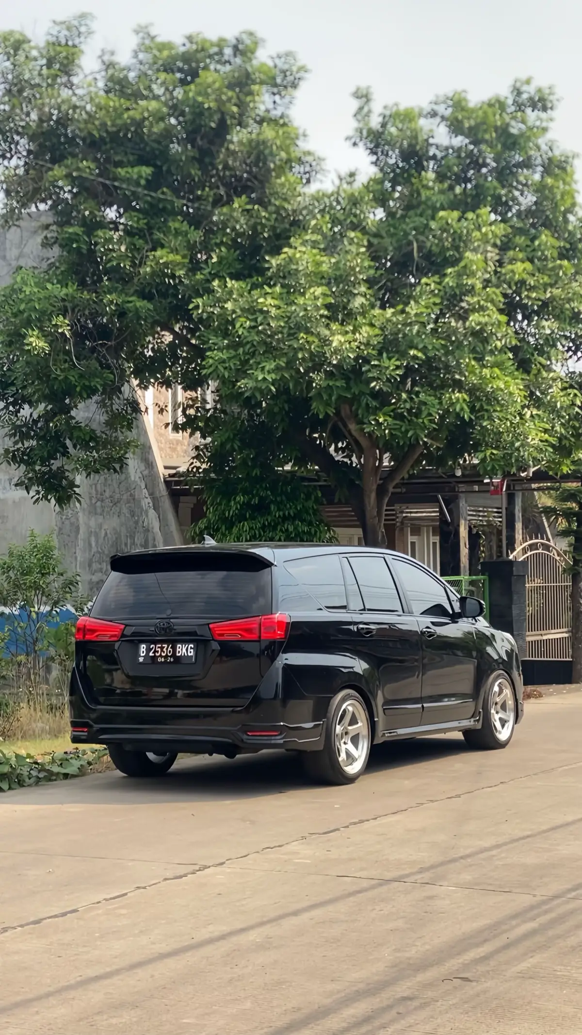 titik terendah laki laki adalah WTSale