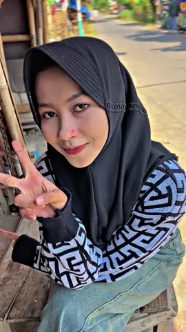 Ketemu lagi sama si mba nya 😂 ykin nih gak pada mampir 😂