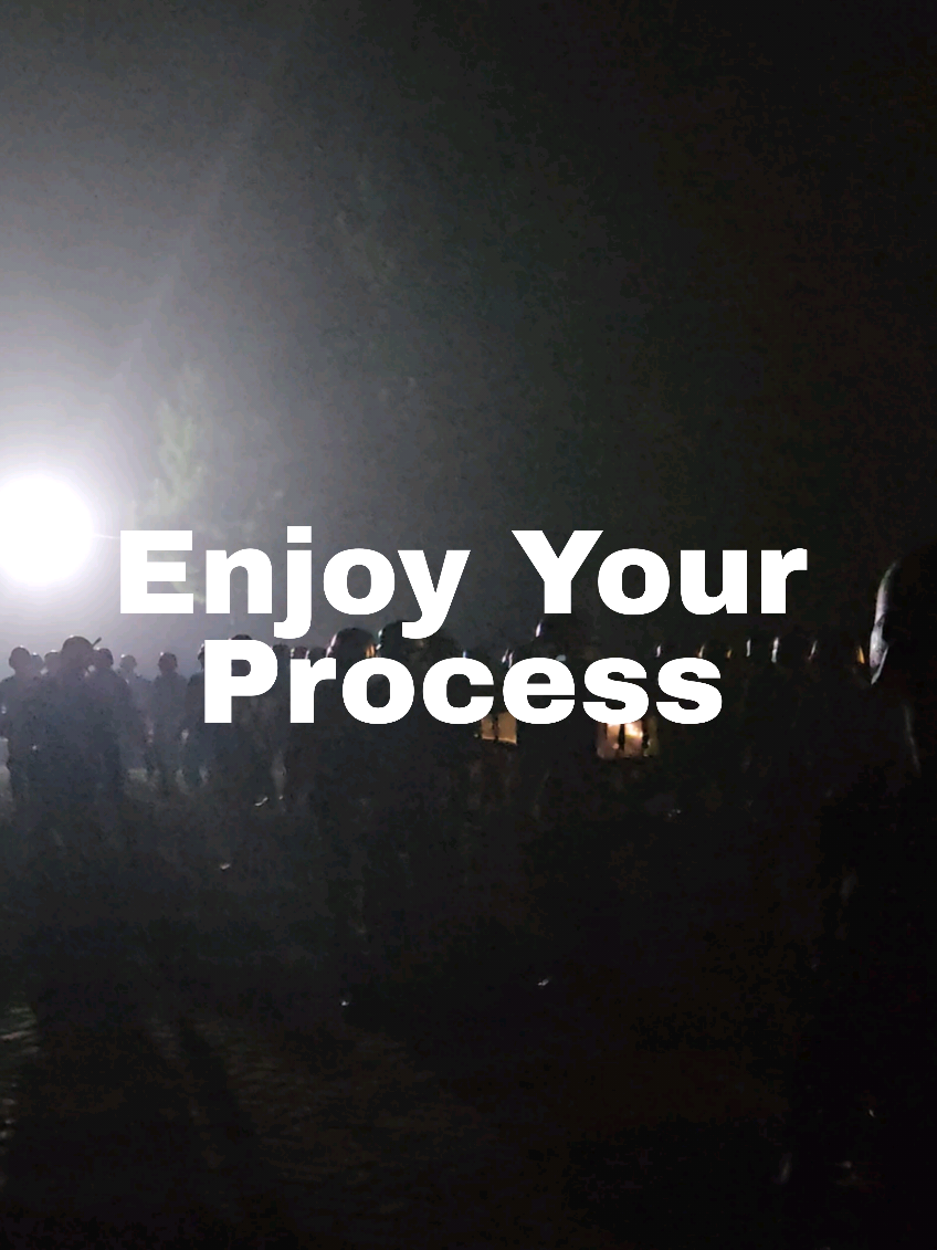 Nikmati prosesmu #cinematicvideo #quotestory #selfreminder #cinematography #rezkystasco 