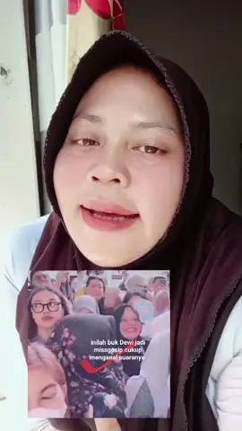 Nikita Mirzani memutar rekaman suara di flashdisk #viralvideo #viraltiktok #missgosip #nikitamirzani #nikitamirzanimawardi_17 