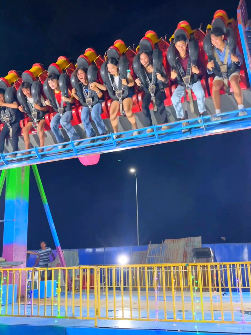 What if manglaag ta sa Rio Carnival Ecoland, unya librehon tika ani nga rides. 