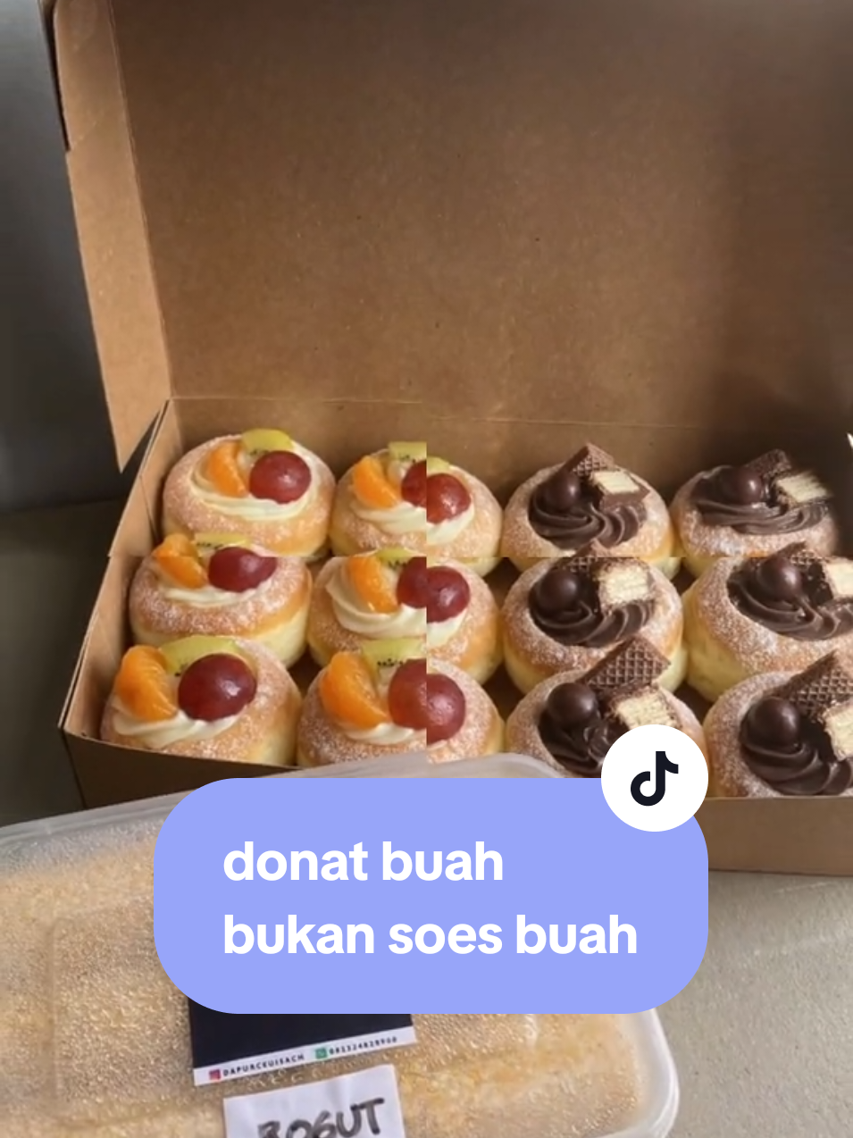 Harus tetap senyum walopun lelah, harus tetap kuat meskipun cape, tetap semangat ya aku 🤗 #jualanonline  #semangatjualan  #donatviral  #semangatterus 