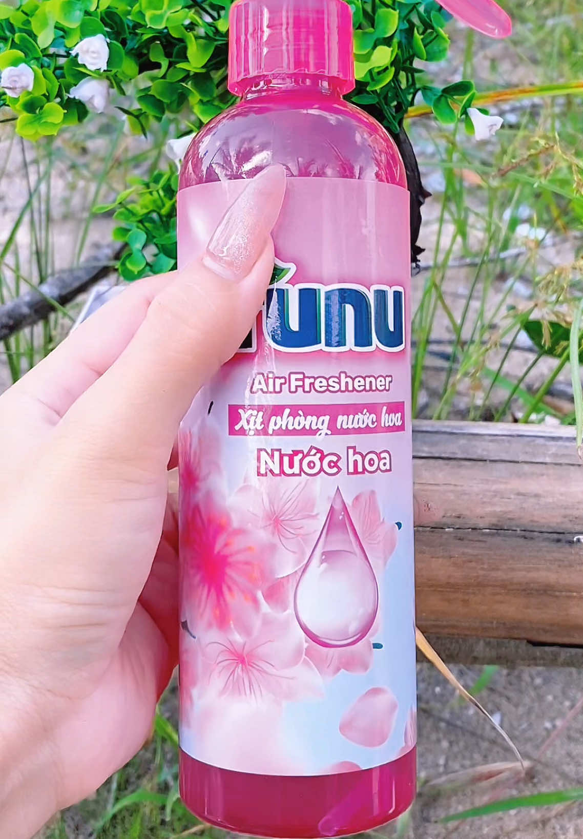 🛋️ Nhà nhỏ hay lớn, chỉ cần thơm là thấy ấm cúng liền! Funu xịt phòng – hương thơm tinh dầu dịu nhẹ, không gắt mũi.#xittinhdau #xittinhdauthomphong #tinhdauthomphong #tinhdaunuochoa #tinhdauxitphong #trangnereview1  @Trang nè review1  @Trang nè review1  @Trang nè review1 