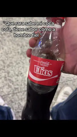 Qué sabor tan extrañooo🥰. #cocacolachallenge #nombres #humor #musica #mentirosa #fiel 
