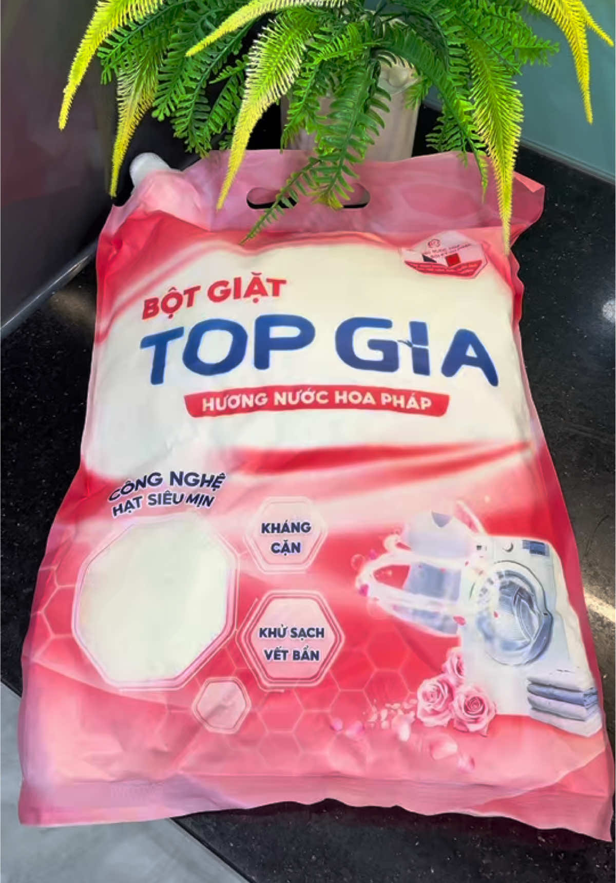 Bột giặt Topgia túi 3,3kg hương nước hoa Hồng #emkieutaphoa #botgiat #botgiattopgia #topgia #nuocgiattopgia 