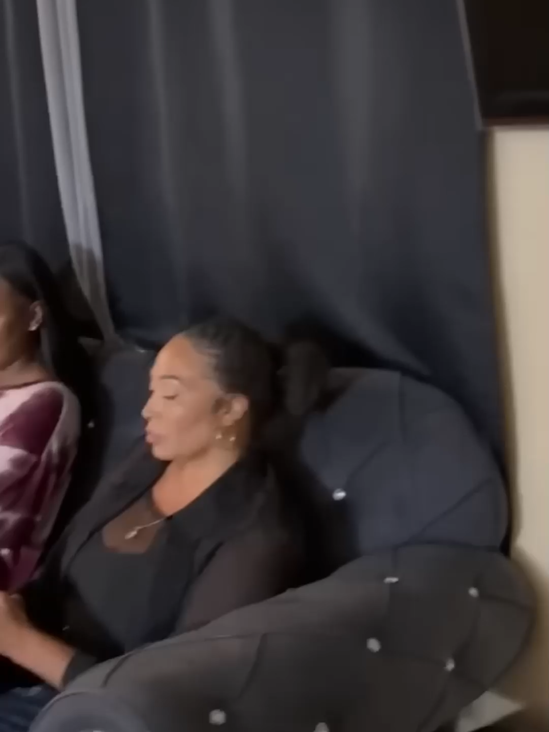 When the prophet apologizes for giving up them muffins! #kountrywaynelive #longervideosontitktok #foryoupage #kountrywaynecomedy #kountrywayne #comedytiktok #longervideos