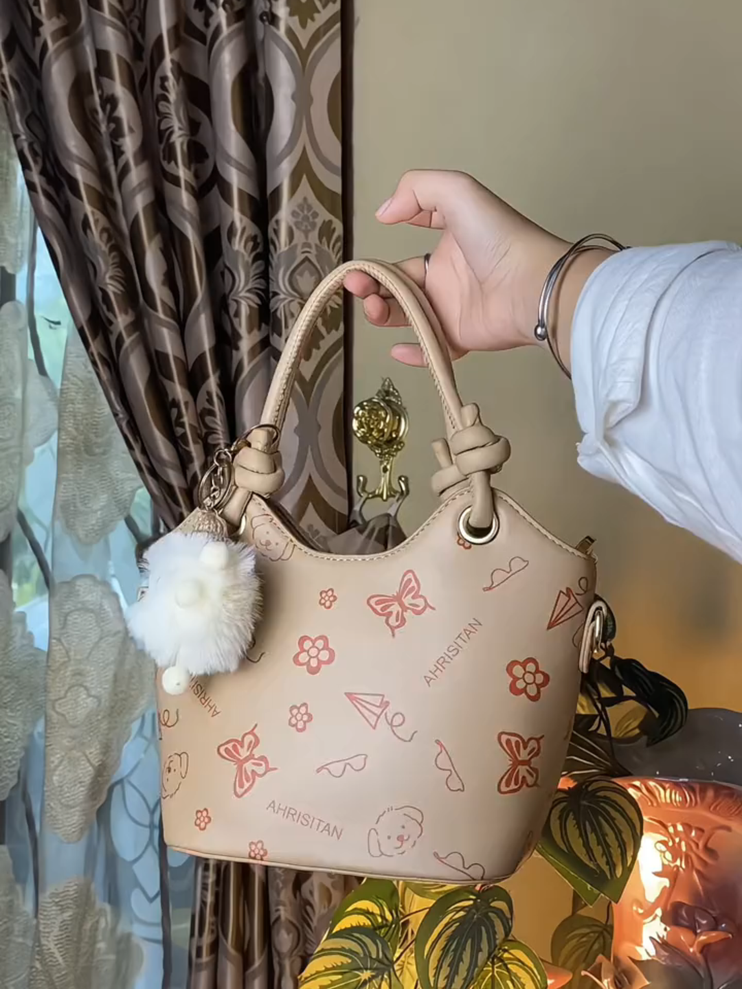 149. Tas selempang wanita #handbagwanita #tasselempangelegan #tasselempangwanita #shoulderbagwanita #taswanitaelegan #tasselempangterbaru #handbang #shouderbagwanita