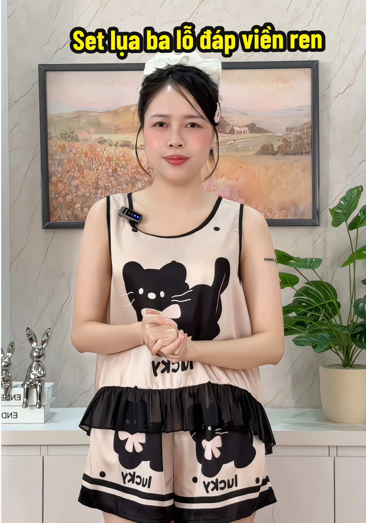 Mặc bộ ba lỗ như này thì có hở đâu #habaolinh #habaolinhreview #setngunu #bobalolua #dongunu 