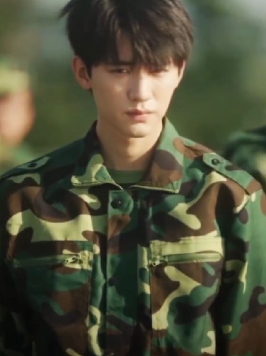 mirip masa depan ib @ayieekv  #wheniflytowardsyou #zhouyiran #zhanglurang #cdrama #edit #cloversq #fyp 