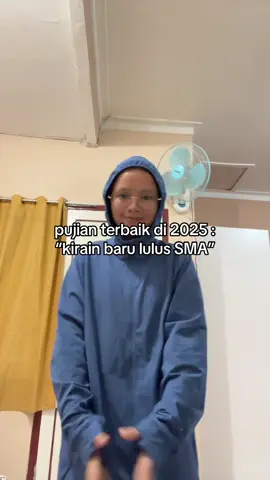 padahal cmn gara-gara ga punya alis aja