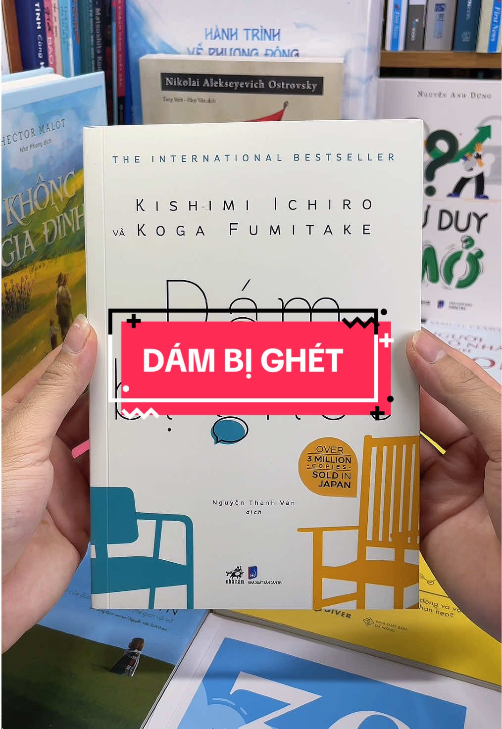 Dám Bị Ghét - Chìa khóa vàng giải phóng bạn khỏi áp lực phải làm hài lòng người khác! Bạn đã bao giờ tự hỏi, mình đang sống cuộc đời của chính mình hay của người khác?  Nếu bạn đang cảm thấy mệt mỏi vì cứ mãi chạy theo kỳ vọng của mọi người, 