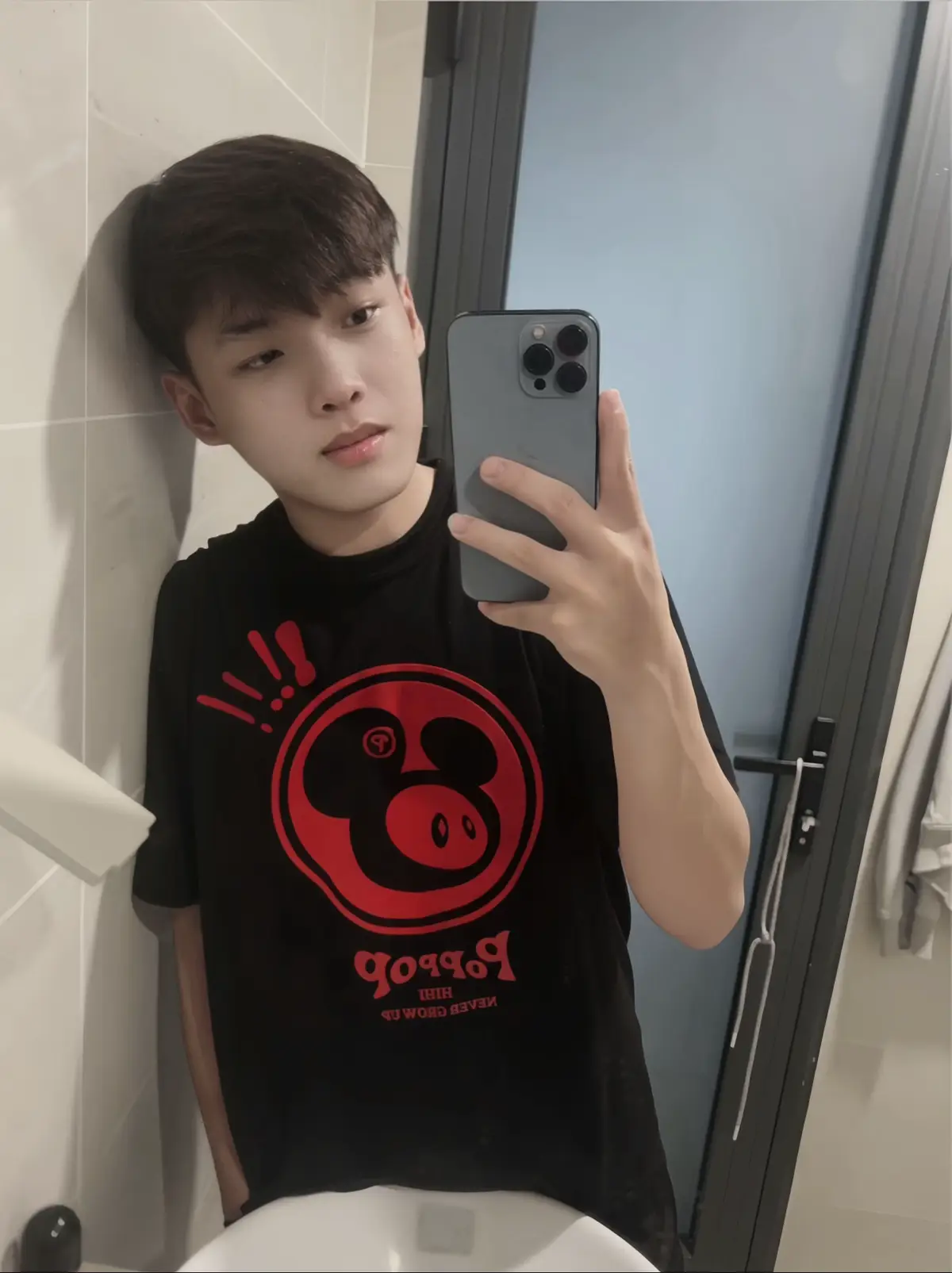 Đôi lần ta mơ về cuộc sống đầy màu sắc... Rồi đồng hồ tích tắc đưa ta về cuộc sống bon chen