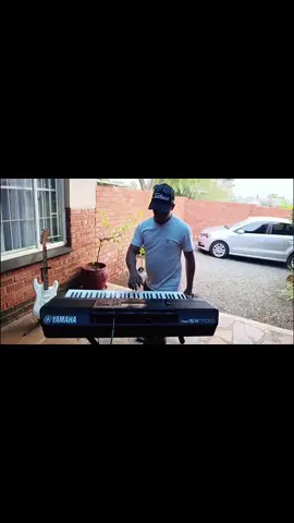 En natuurlik moet ons namastap as daar vuur gemaak word.🎹 #namakwalander🌻🌼 #langarm #nama 
