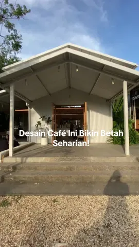 Ngopi sambil nikmatin desain bangunan yang keren itu bikin mood naik 100%! Cafe ini punya vibe yang nggak cuma enak buat duduk lama, tapi juga bikin feed Instagram makin estetik. Mau aku review café favorit kamu juga? Drop di kolom komentar! #coffeelover #arsitekindonesia  #coffeeshopbali  #fyp #fyppppppppppppppppppppppp 