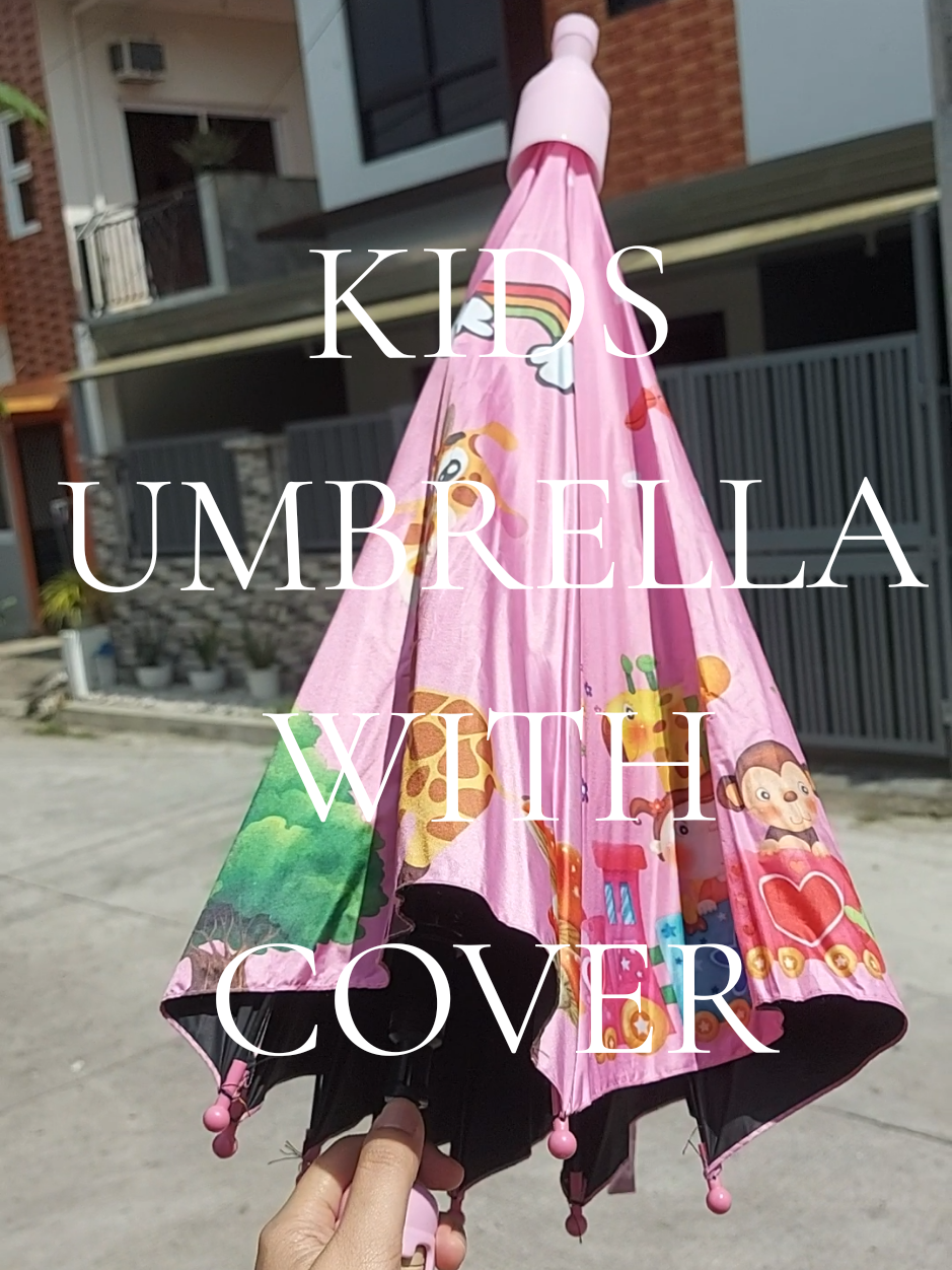 VERY CUTE UMBRELLA FOR KIDS WITH PVC COVER , MANY DESIGN TO CHOOSE FROM 😊 #umbrellawithcase #kidsumbrellawithcover #payong  #umbrellaforkids #umbrella #schoolneeds #musthave #fyp #fypシ゚ 