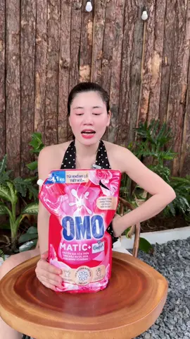 Nước giặt omo sạch thơm quần áo #giadungtienich #nuocgiat #nuocgiatxa #omo #ngocanann 