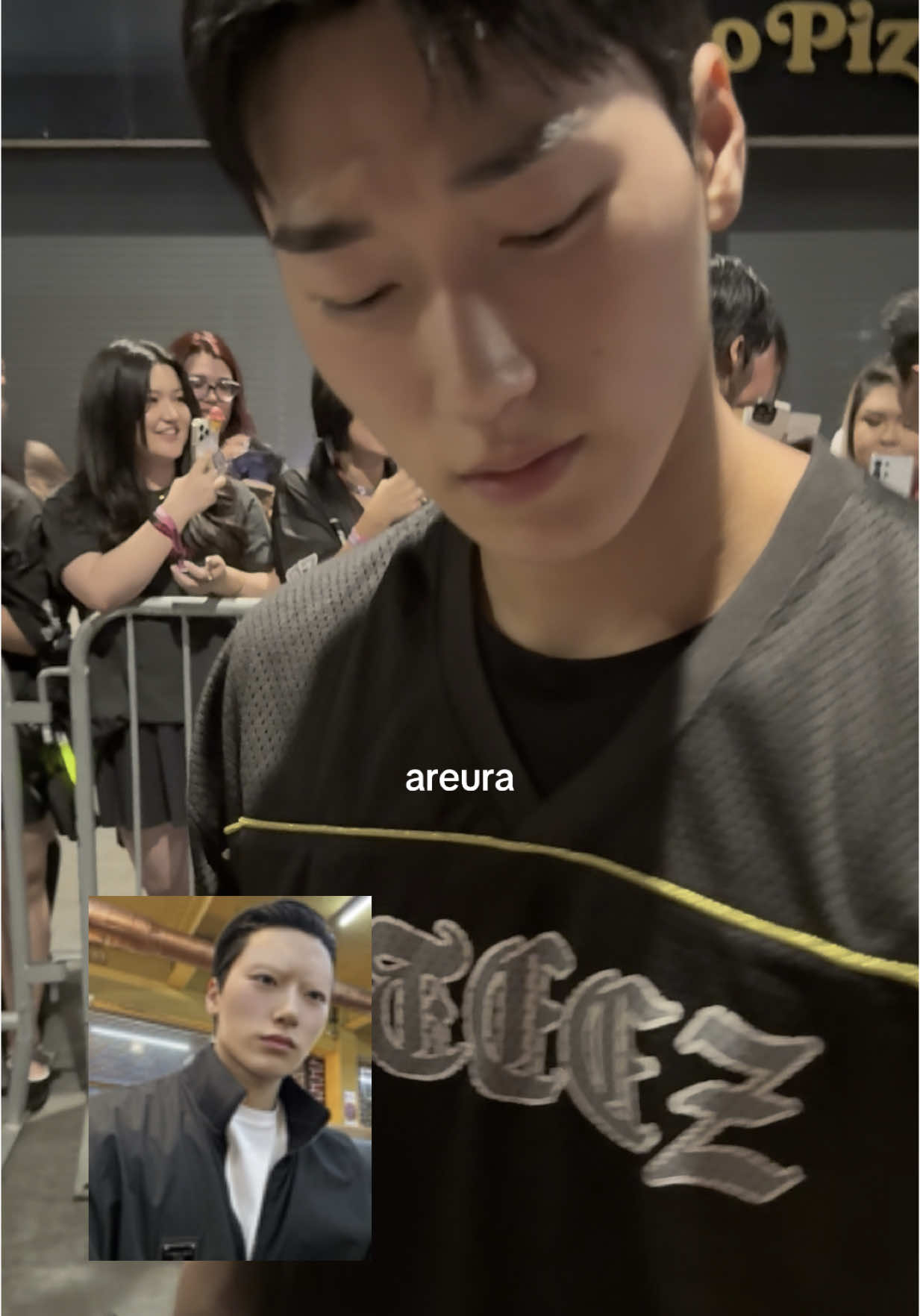 bro was flabbergasted HELP #san #ateez #sendoff #ateezsendoff #kpop #fyp #ateezinla 