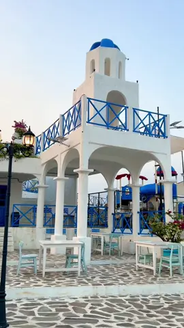 Santorininya Gunung Kidul…. #gunungkidul #jogja #wisatajogja #wisatajogjahits #pantaigunungkidul #pantaijungwok #pantaijungwokgunungkidul #santorinigunungkidul #weekend #holiday #jungwokblueocean #fy #fyppppppppppppppppppppppp #fyp 